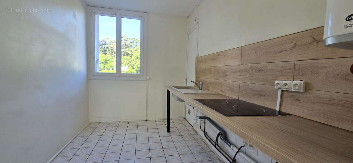 Appartement t3 traversant de 65.86m²  à la mulatiere - photo 6