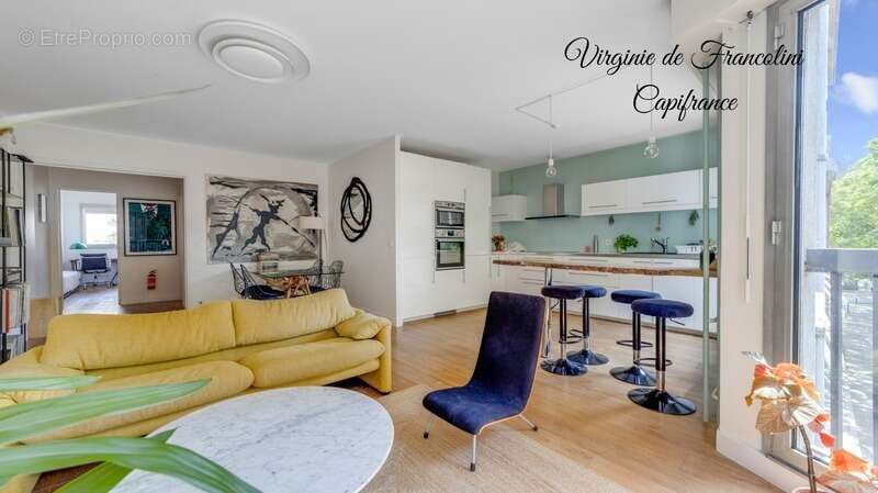 Appartement à PARIS-10E