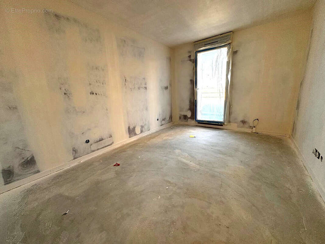 Appartement à LE BLANC-MESNIL