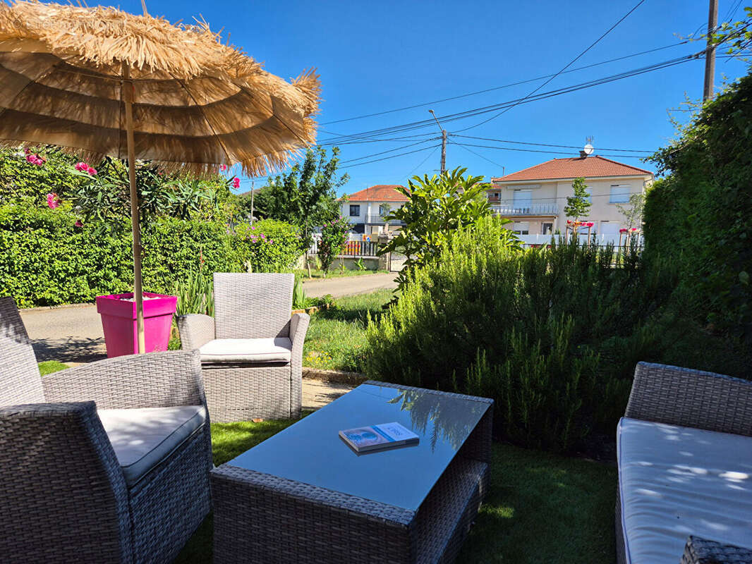 Maison 186m² à ceyzériat - photo 2
