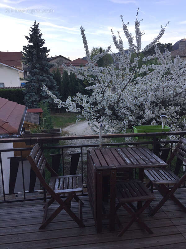 Appartement à SASSENAGE