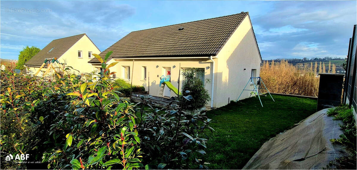 Maison à ROUXMESNIL-BOUTEILLES