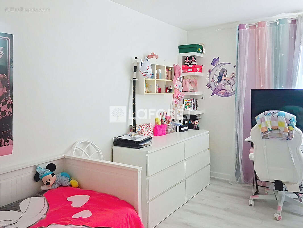 Appartement à JOUDES