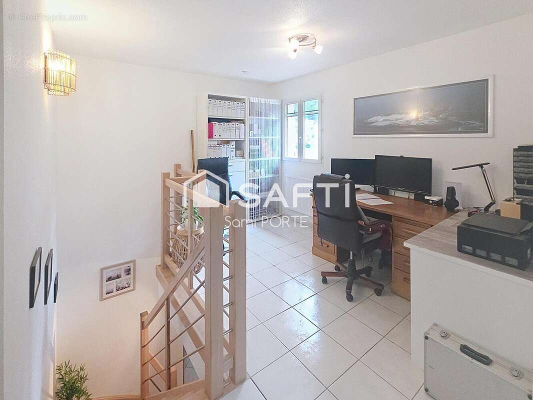 Photo 8 - Maison à LA SAULCE