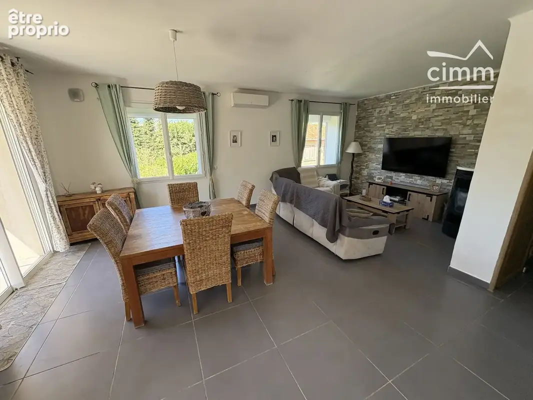 Maison 7 pièces 175 m² à vendre à Malaucene (84340) - photo 4
