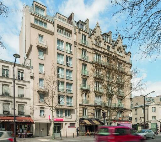 Appartement à PARIS-19E