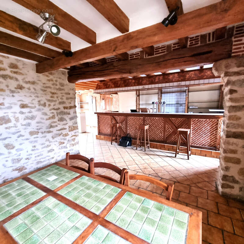 Maison à MONTGIVRAY