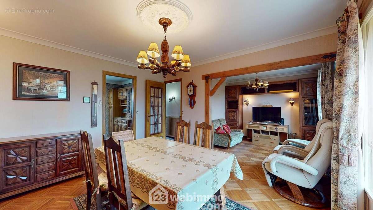 Maison à CHOISY-AU-BAC