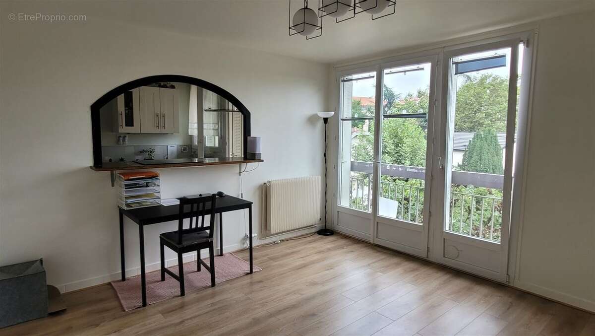 Appartement à BRON