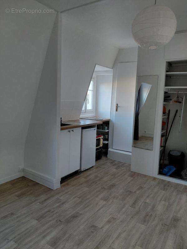 Appartement à PARIS-8E