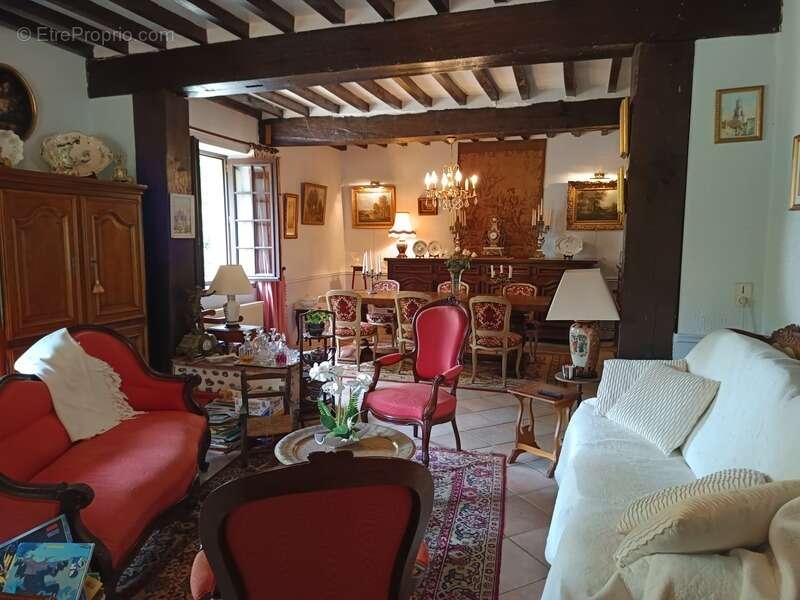 Authentique maison de charme avec dependances - photo 4
