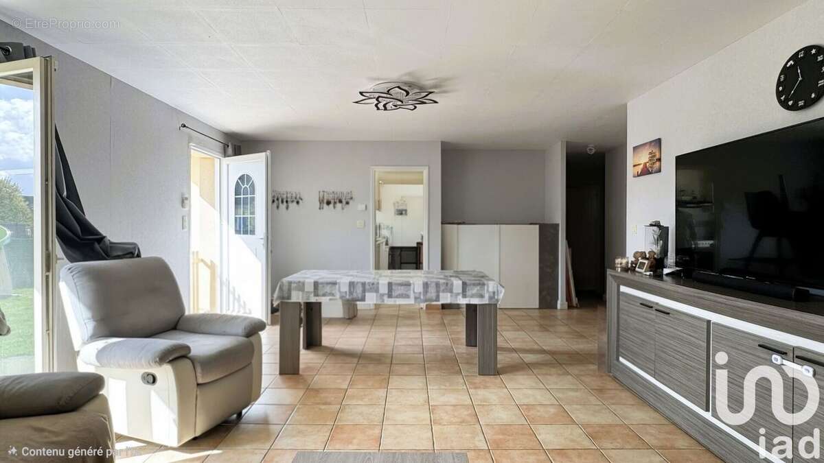 Photo 2 - Maison à PINEY