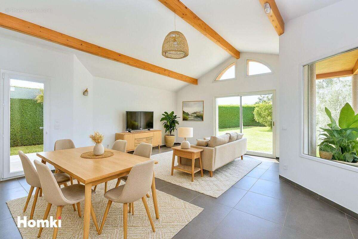 Maison à VILLENEUVE