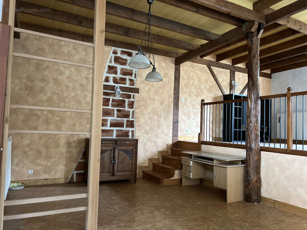 Maison à ALLEGRE