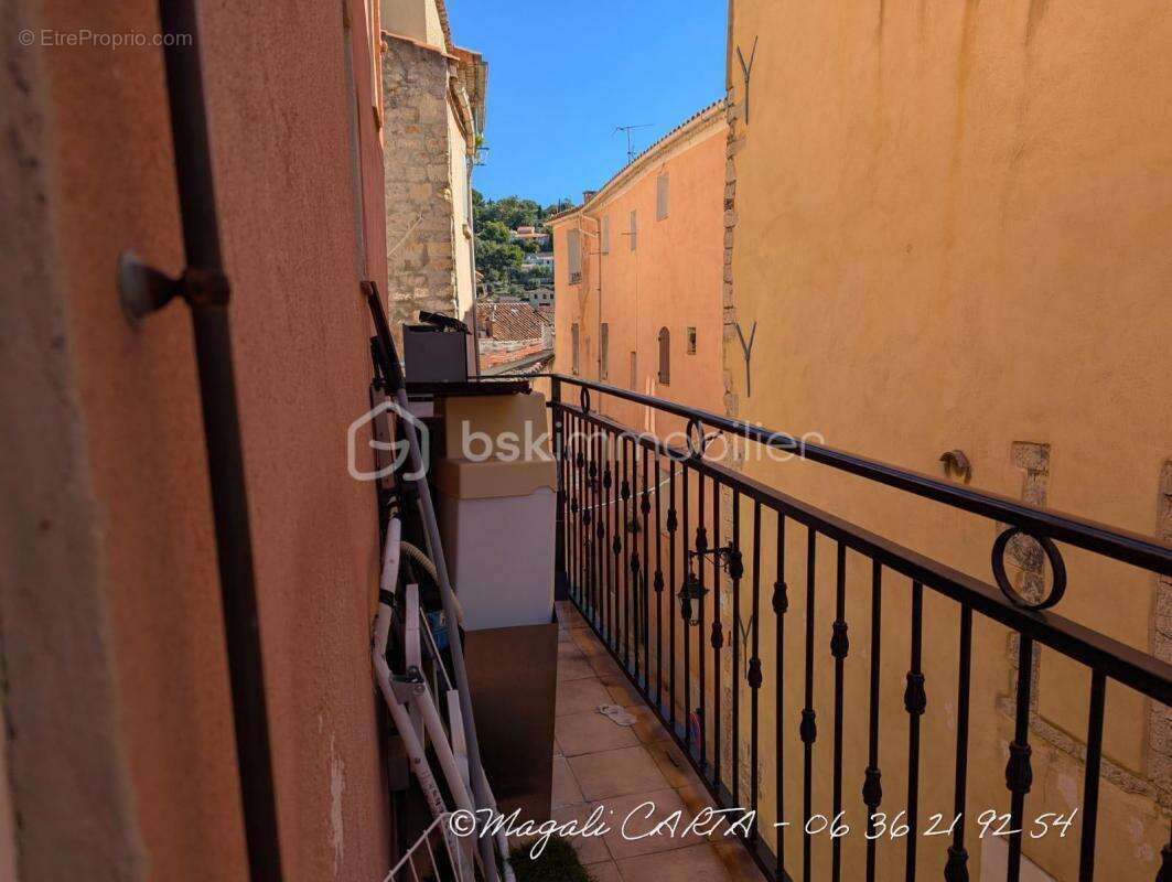 Appartement à OLLIOULES