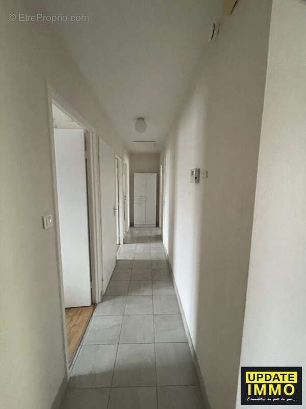 Maison 86 m² à Vittel  - photo 8