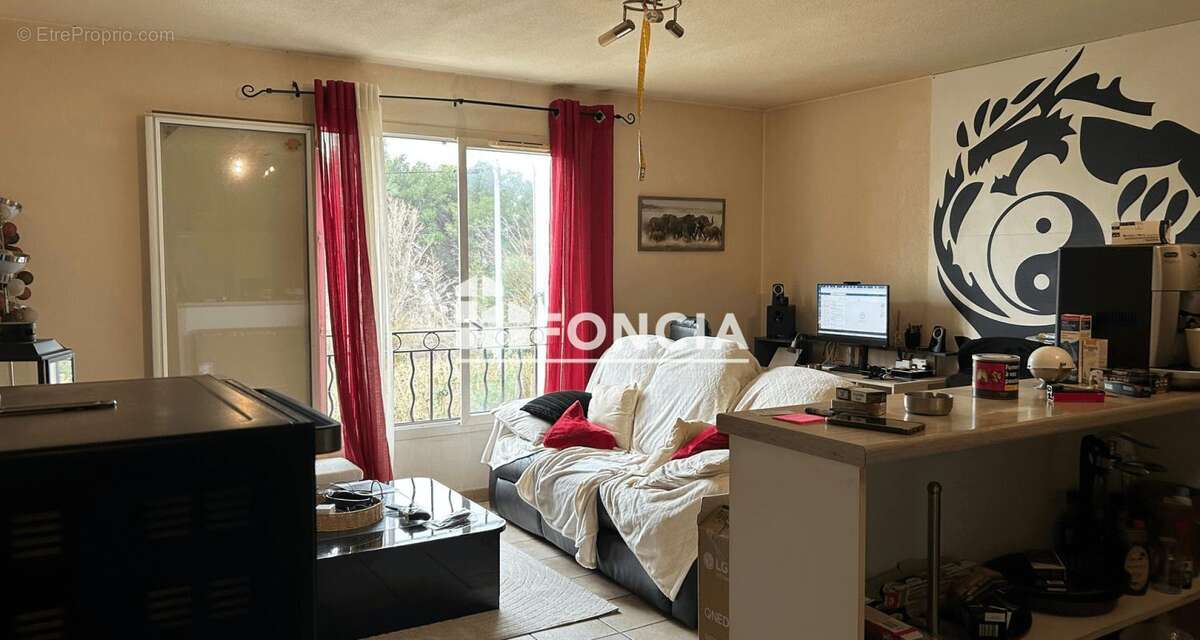 Appartement à SAINT-CHAMAS