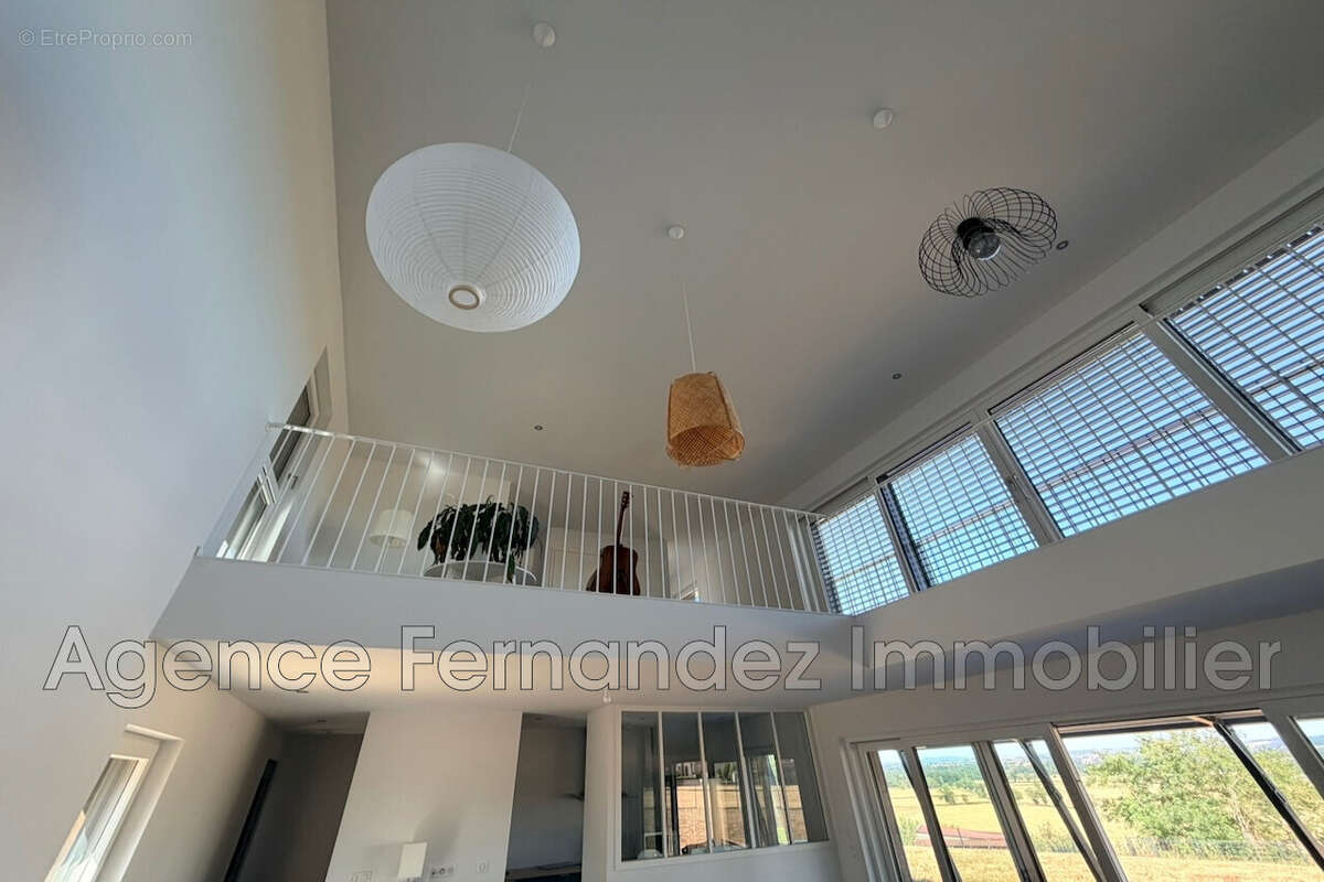 Maison 138 m² à Avrilly  - photo 8