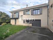 Photo 1 - Maison à ESTIVAREILLES