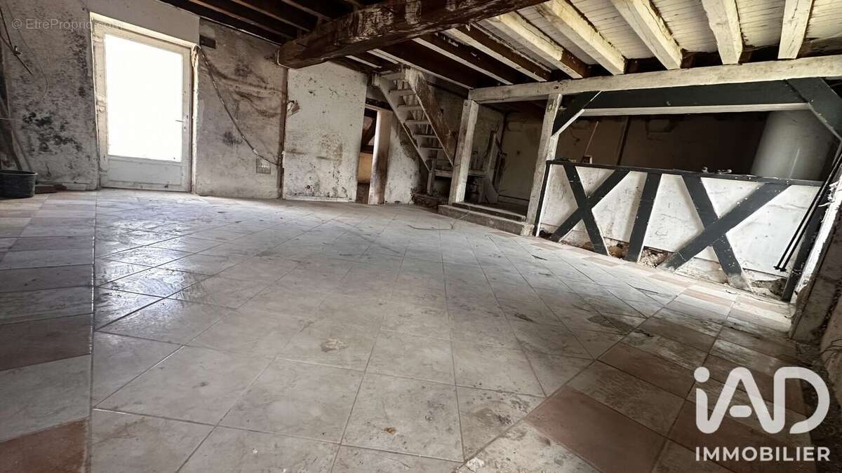 Maison 120 m² à Poilly-Lez-Gien  - photo 5