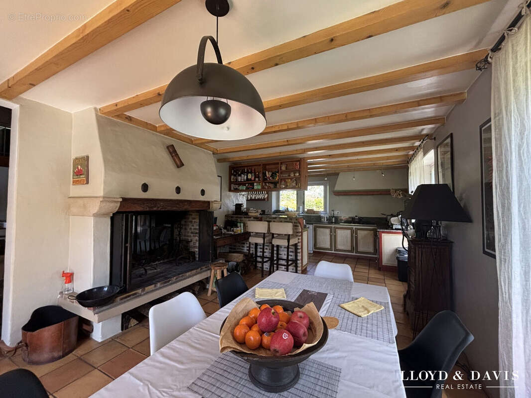 Maison à SAINT-PEE-SUR-NIVELLE