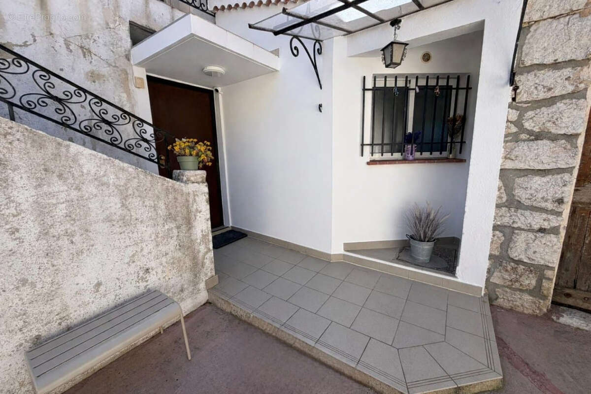 Appartement 3 pieces avec terrain - photo 5