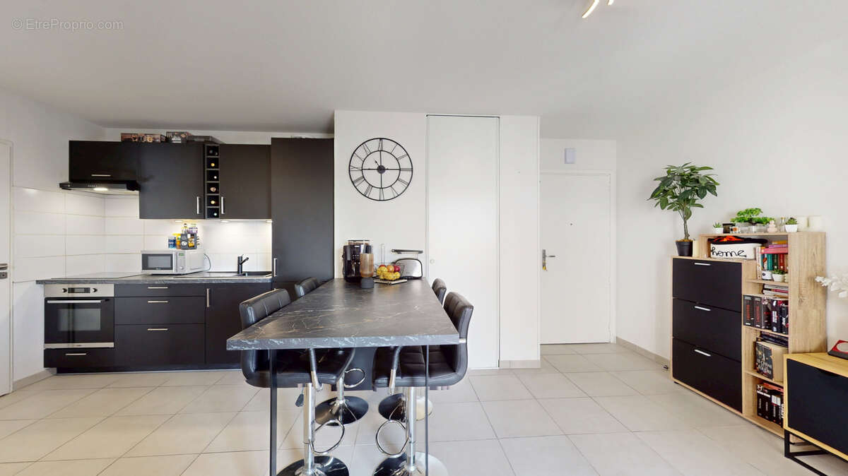 Appartement 2 pièces, balcon, parking sous-sol, cuisine équipée - photo 4