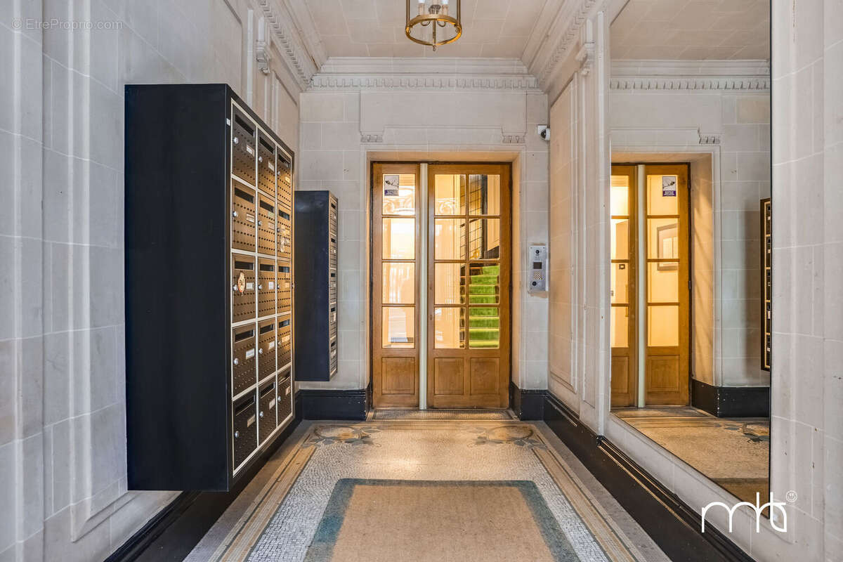Photo 9 - Appartement à PARIS-15E