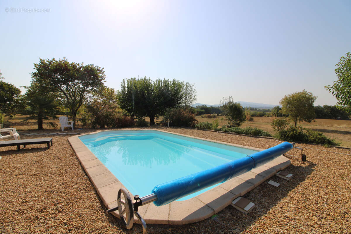 Maison à SAINT-JULIEN-DE-CASSAGNAS