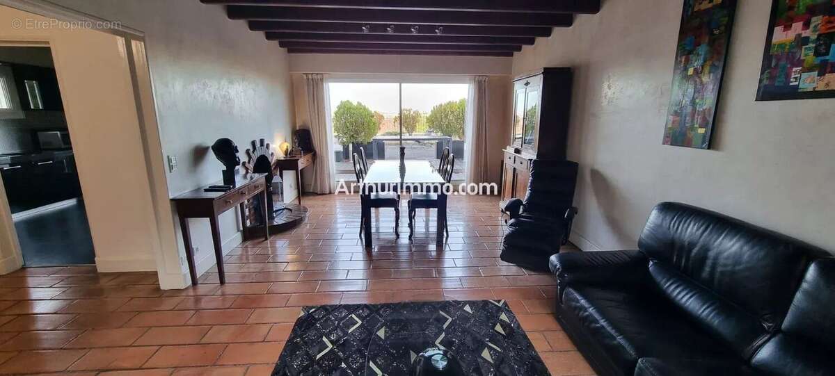 Maison à LIMEIL-BREVANNES