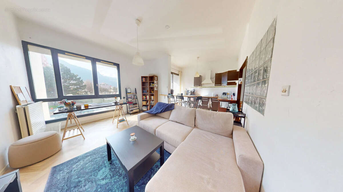 Appartement à ECHIROLLES