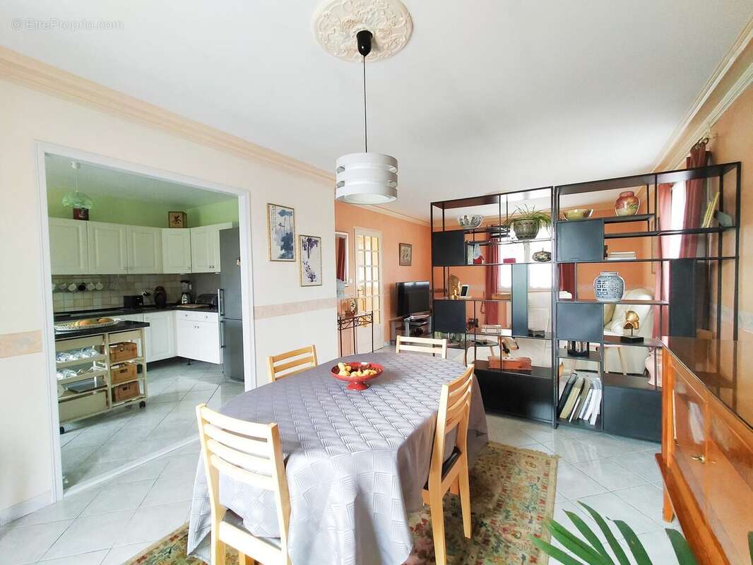 séjour maison plain-pied Villaines la Juhel - Maison à VILLAINES-LA-JUHEL