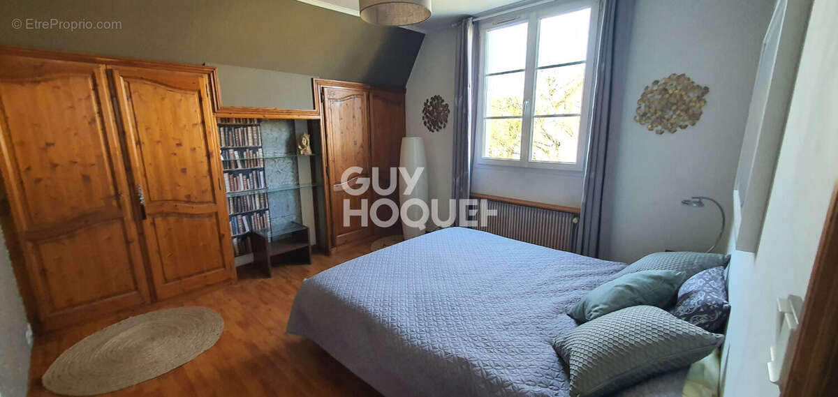 Maison à LA VILLE-DU-BOIS