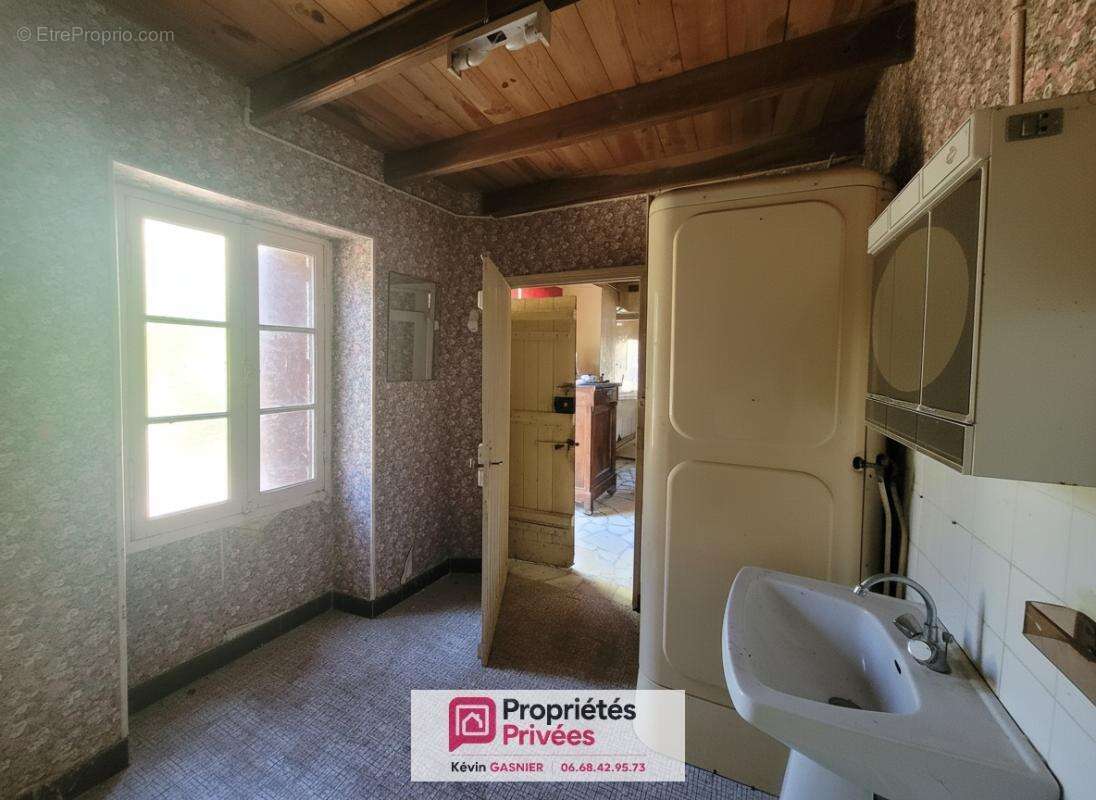 LA ROCHEBEAUCOURT (24340) : Maison 5 pièces 88m2 - photo 9