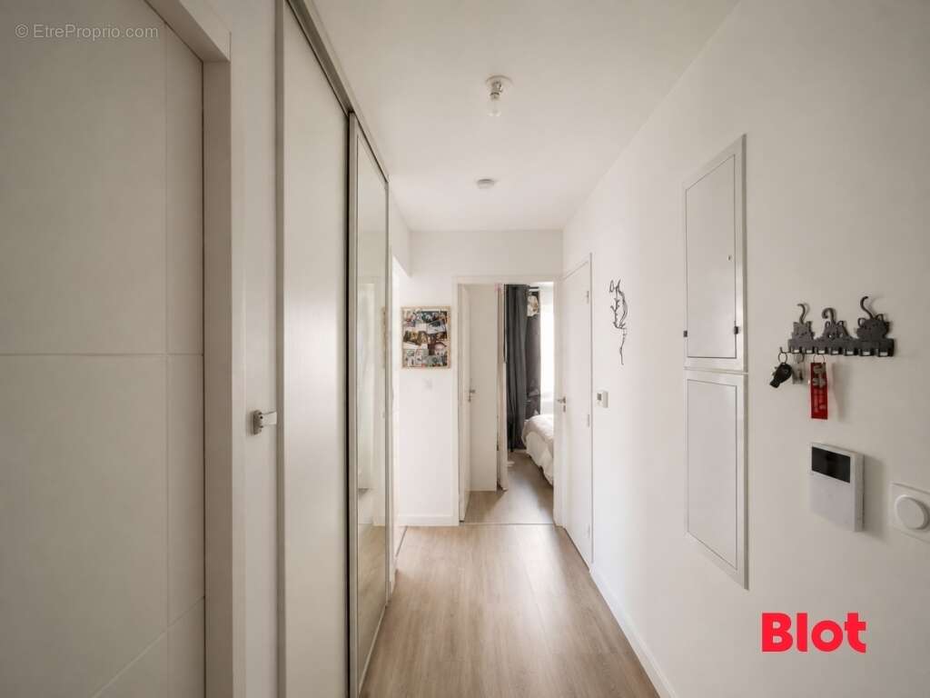 Appartement 59 m² à Saint-Malo  - photo 4