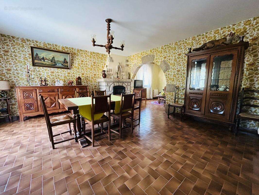 maison familiale à fort potentiel : Beaux volumes à personnaliser - photo 6