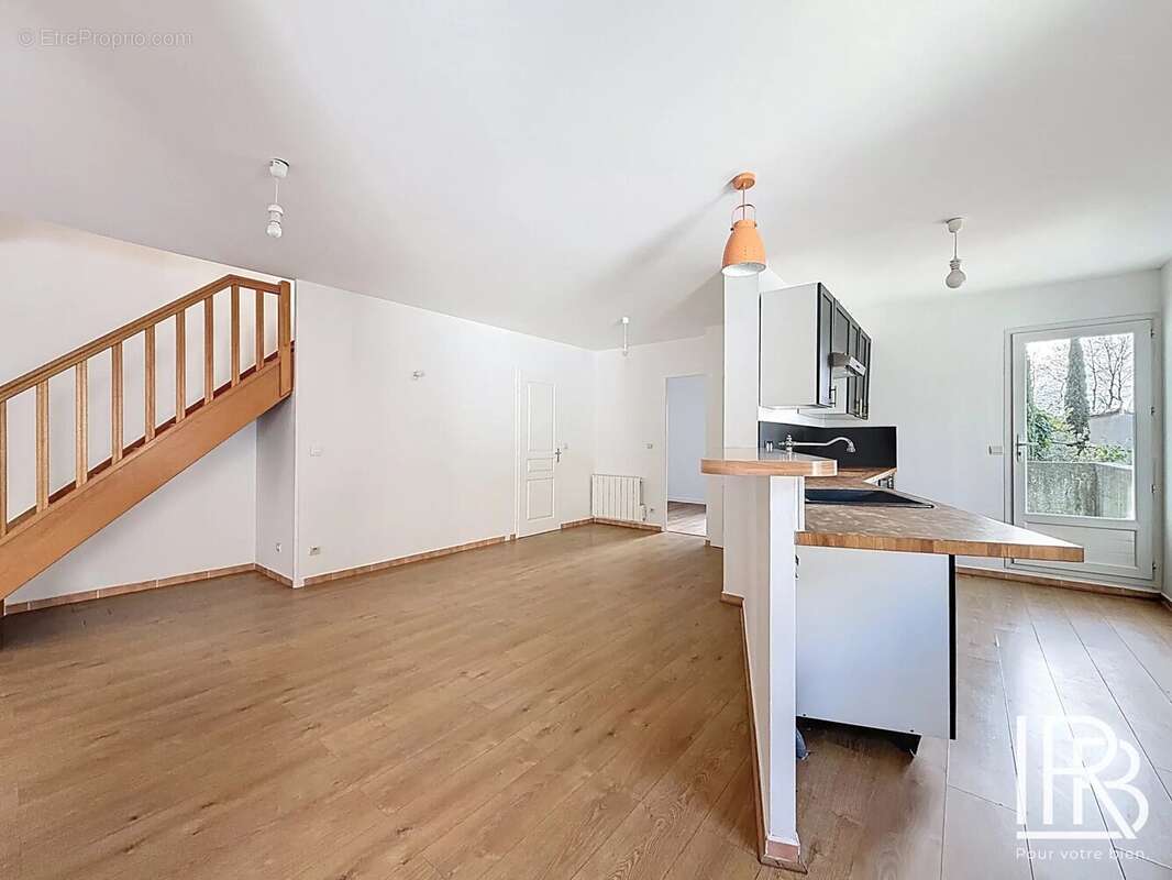 Maison à MARSEILLE-7E