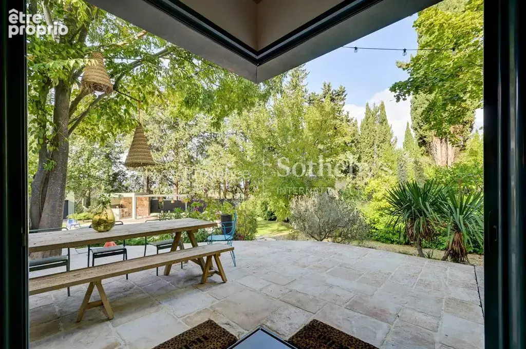 Élégante propriété familiale de 6 suites avec maison d’amis, piscine et dépendances – proche écoles - photo 4