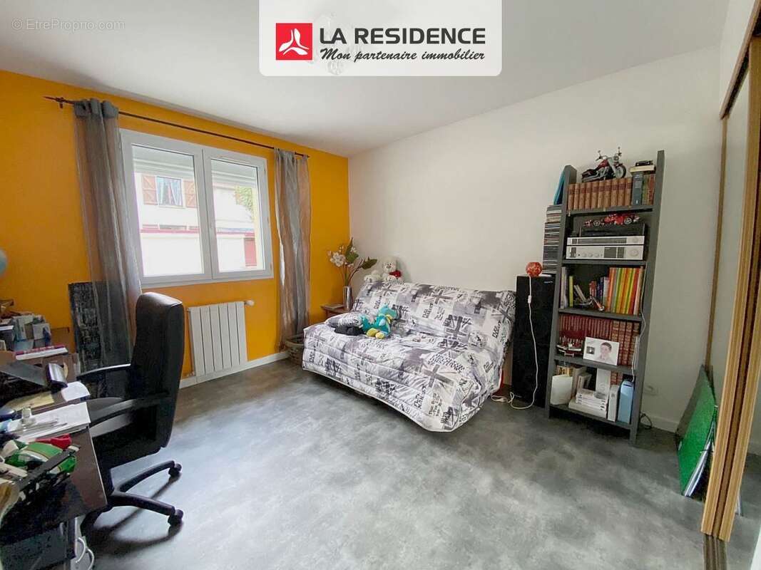 Maison à MONTIGNY-LES-CORMEILLES