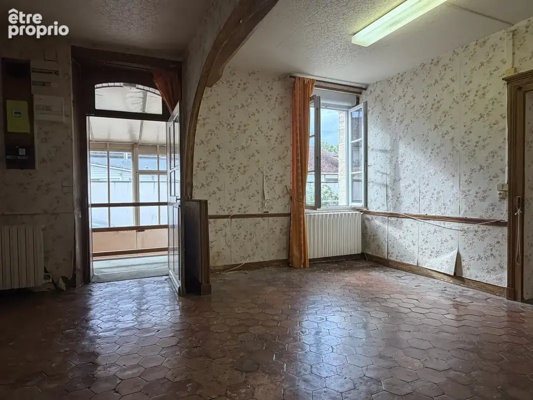 Maison en pierre de 160 m2 avec terrain clos et arboré   Villers-Saint-Sépulcre - photo 5