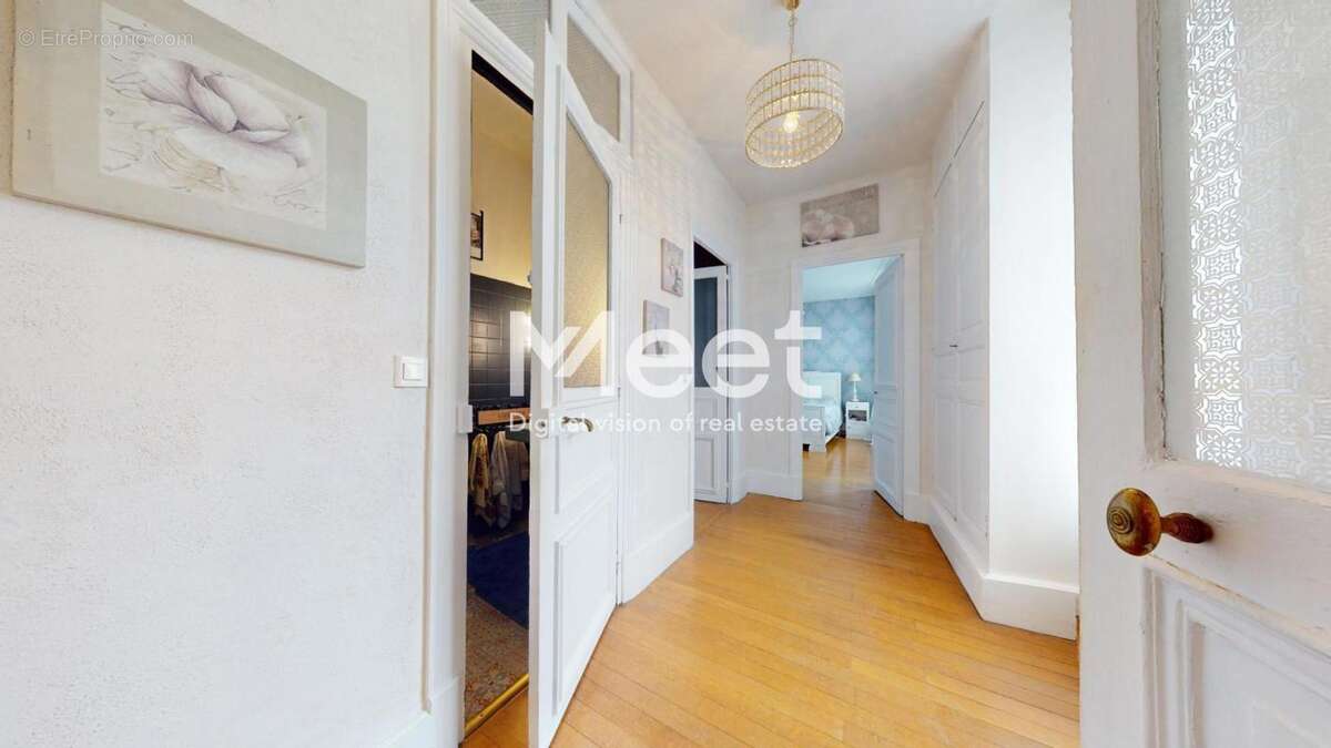 Maison à SAINT-AMAND-EN-PUISAYE