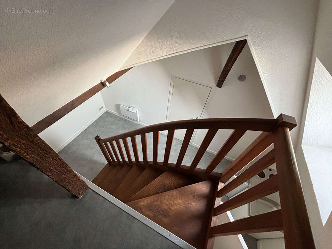 Appartement à GENNES