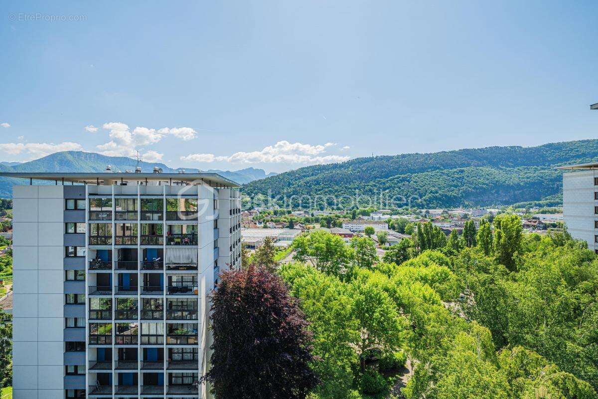 Appartement à SEYNOD