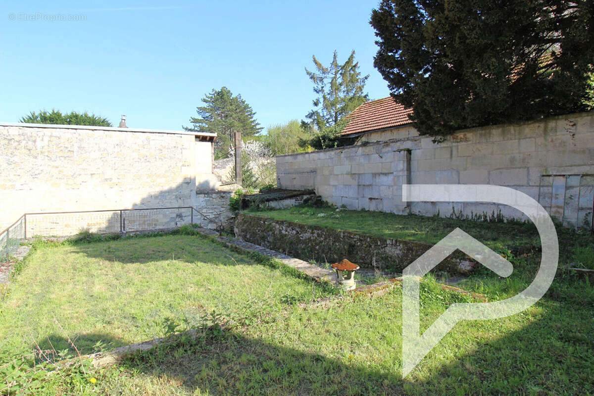 Maison à PONT-SAINTE-MAXENCE