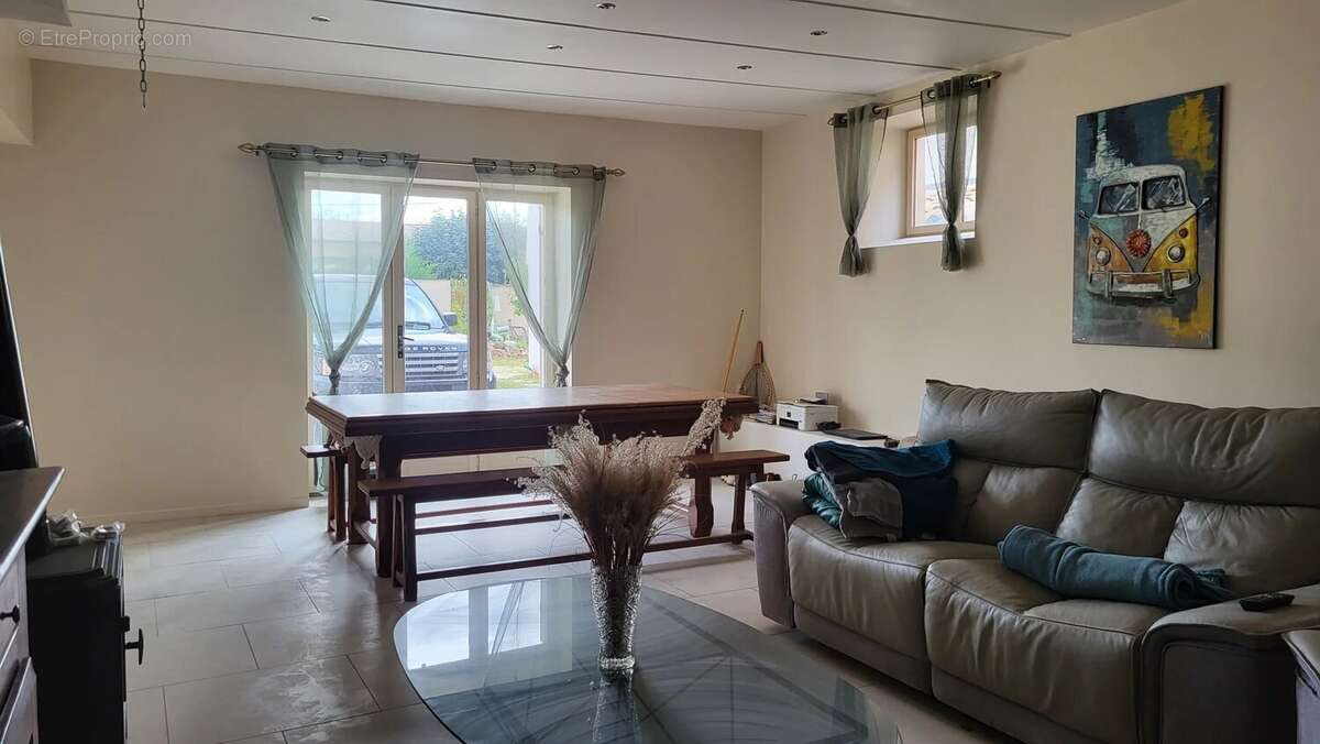 Maison à SAINT-DIDIER-SUR-CHALARONNE