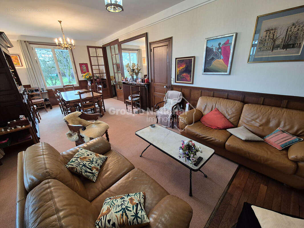 Maison à GRISY-LES-PLATRES