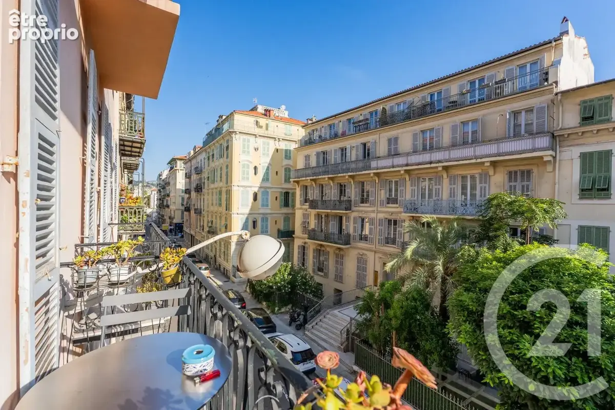 Appartement 68 m² à Nice  - photo 16