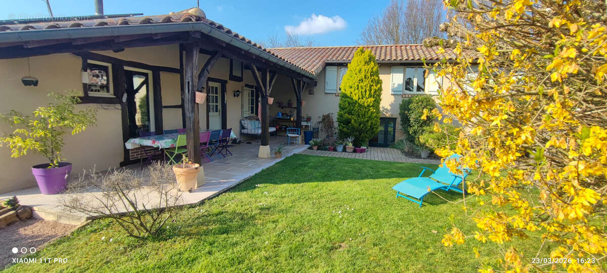 Maison à SAINT-JEAN-SUR-VEYLE