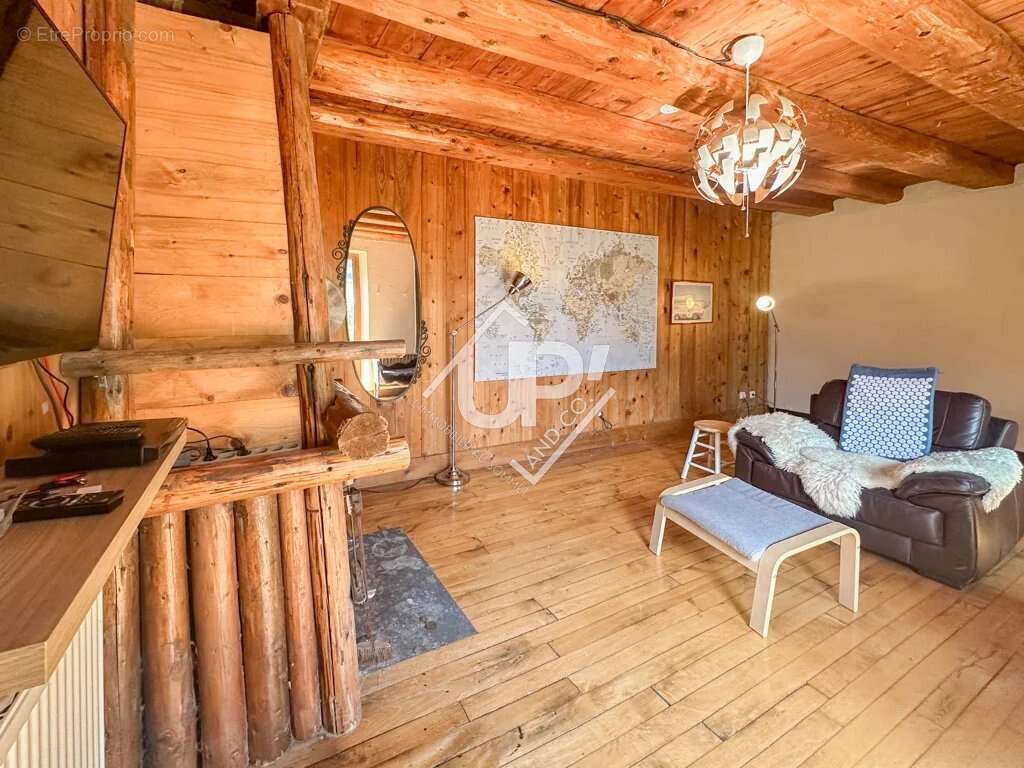 Maison à BONNEVILLE