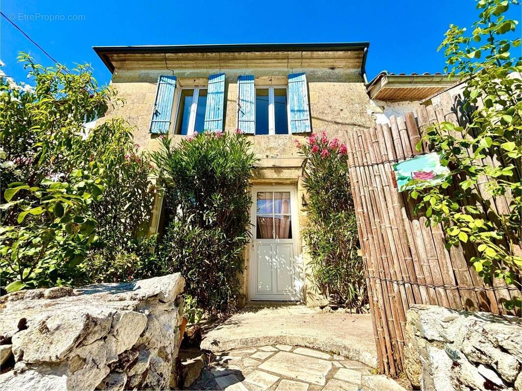 Photo 1 - Maison à LUGASSON